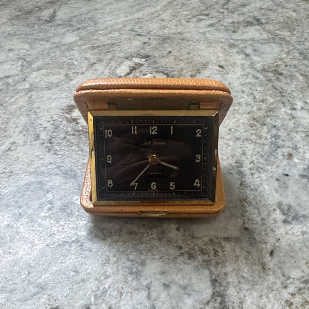 Vintage Seth Thomas 7 Jewels Tan Travel Alarm Clock